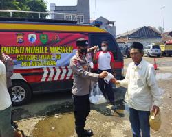 500 PCS MASKER DIBAGIKAN POSKO MOB